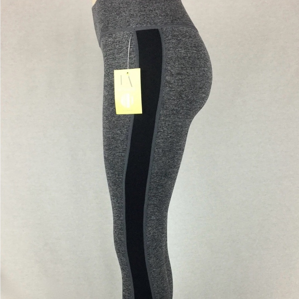 Comfortable Stretch Grey with Black colours L/XL LA Winner Women’s Leggings